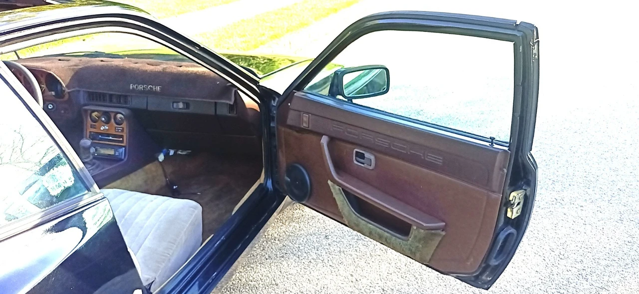 1983 Porsche 944 - Image 7 of 31