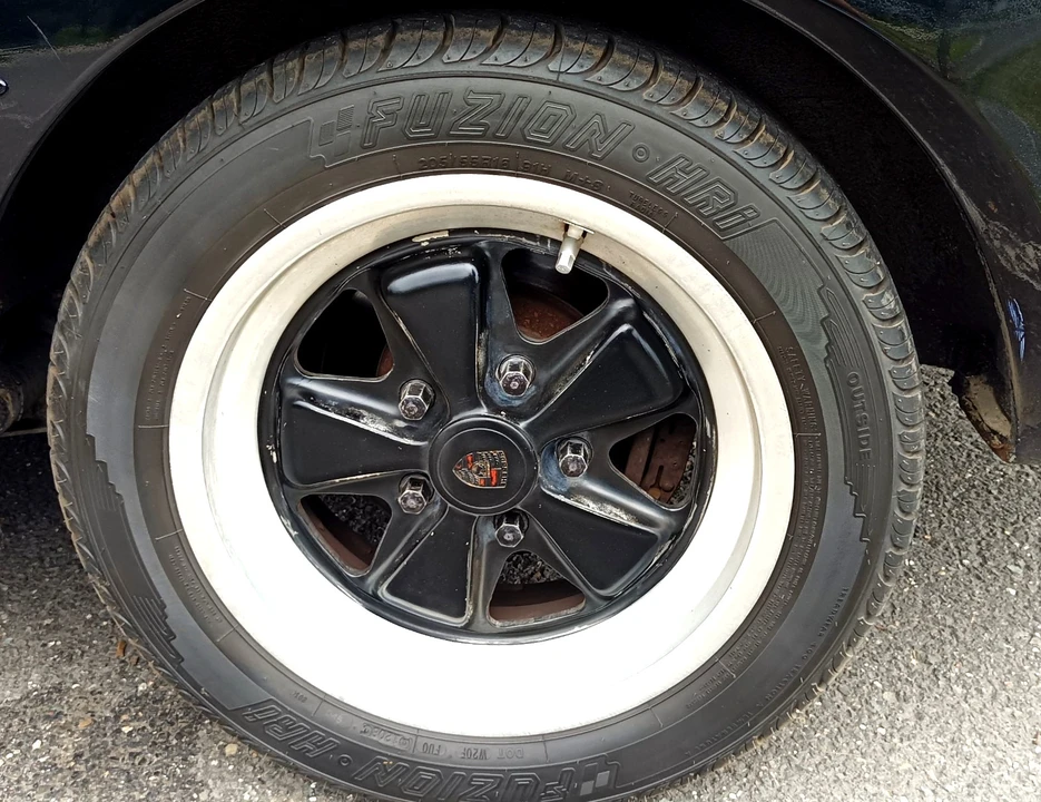 1983 Porsche 944 - Image 21 of 30