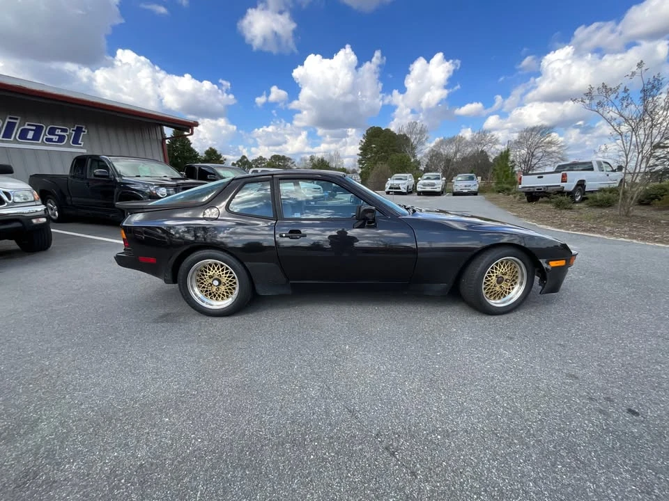 1983 Porsche 944 - Image 3 of 20