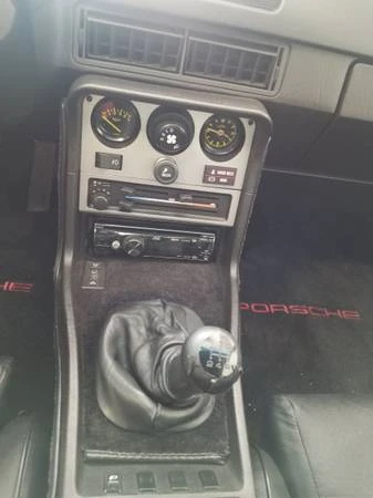 1983 Porsche 944 - Image 8 of 13