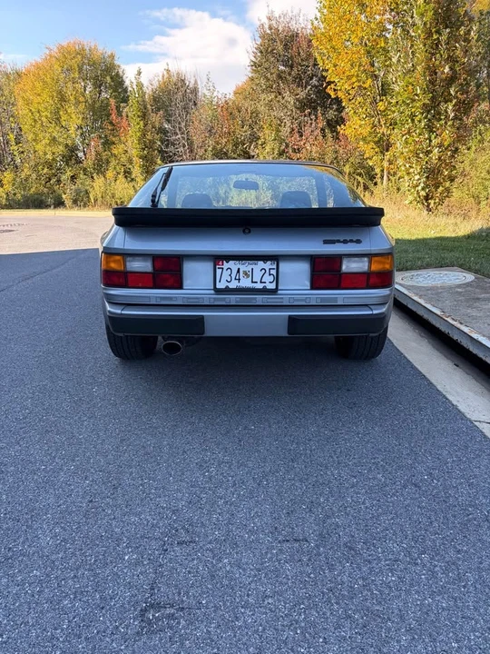 1983 Porsche 944 - Image 5 of 17