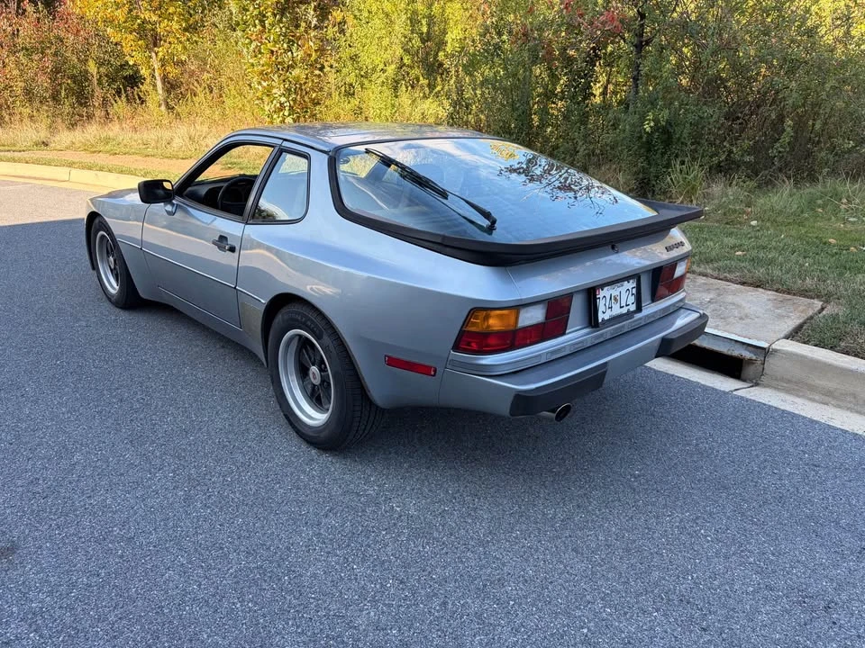 1983 Porsche 944 - Image 2 of 17