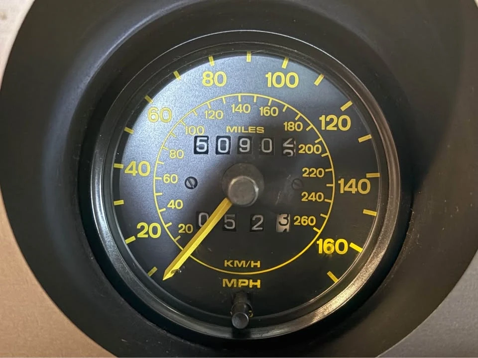 1983 Porsche 944 - Image 6 of 6