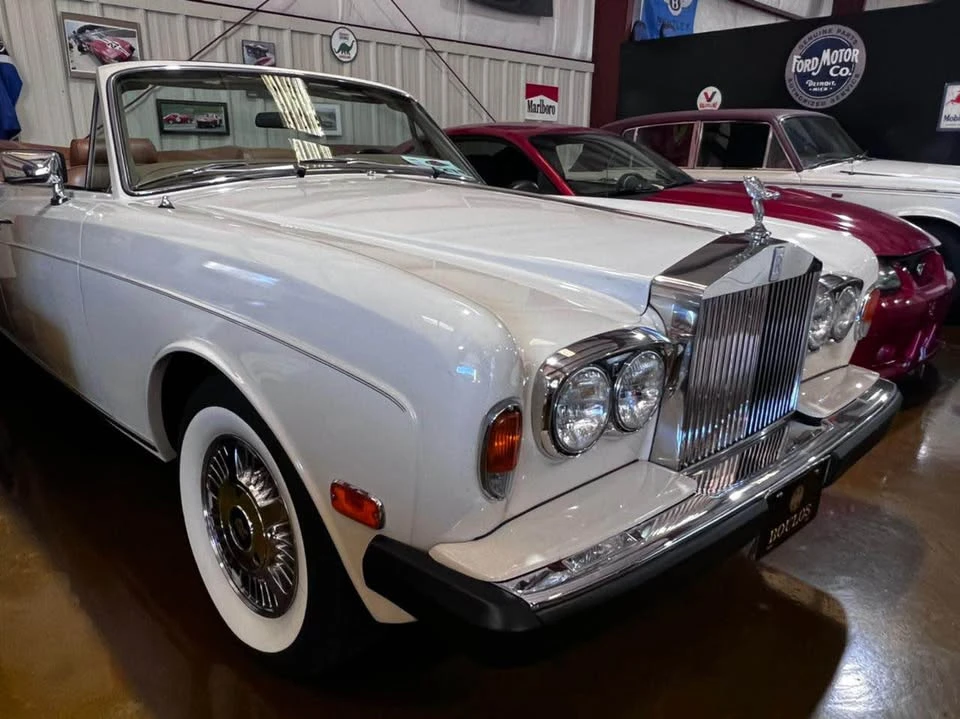 1983 Rolls-Royce Corniche Series I - Image 3 of 10
