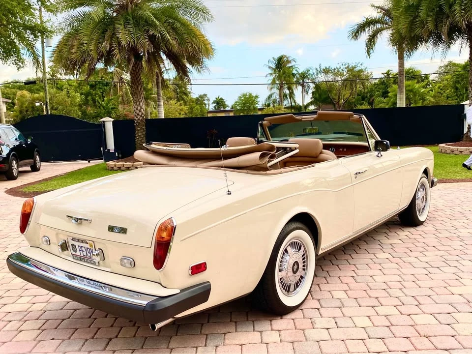 1983 Rolls-Royce Corniche Series I - Image 7 of 11