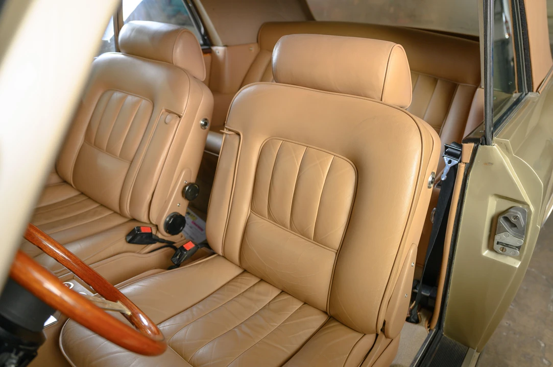 1983 Rolls-Royce Corniche Series I - Image 25 of 31