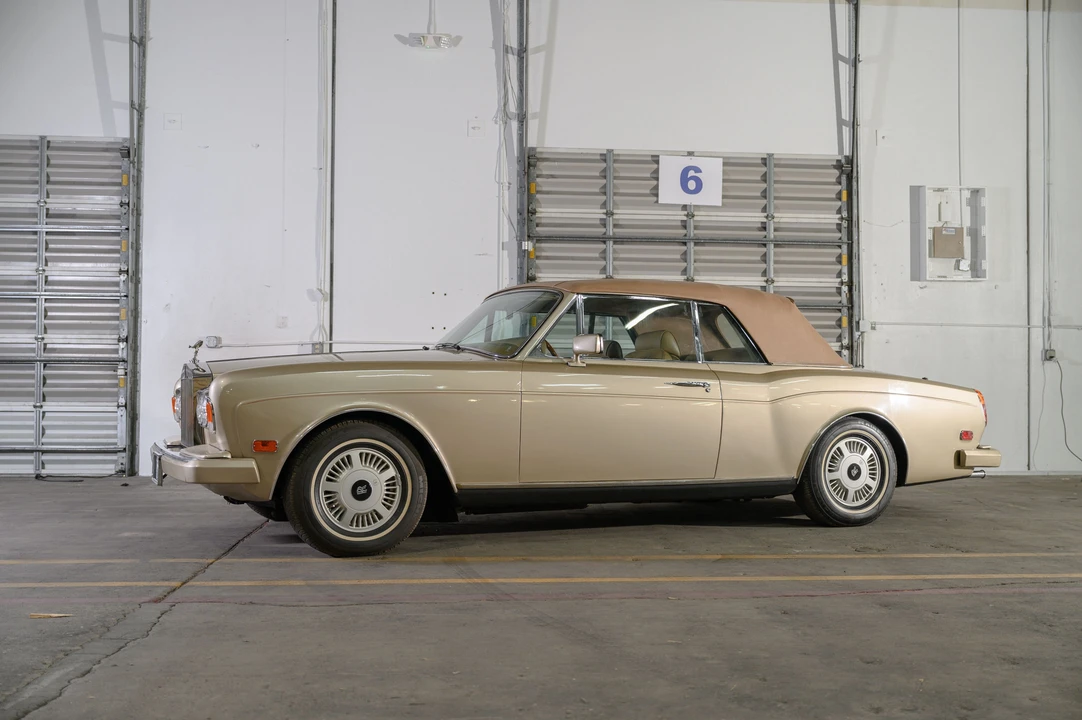 1983 Rolls-Royce Corniche Series I - Image 10 of 31