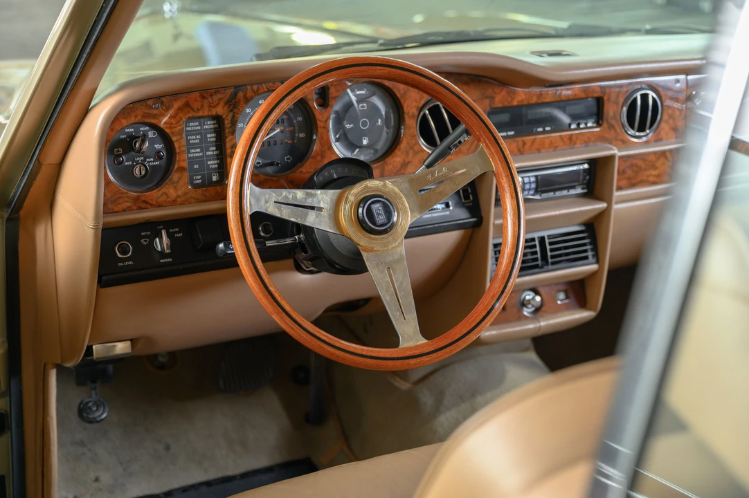1983 Rolls-Royce Corniche Series I - Image 24 of 31