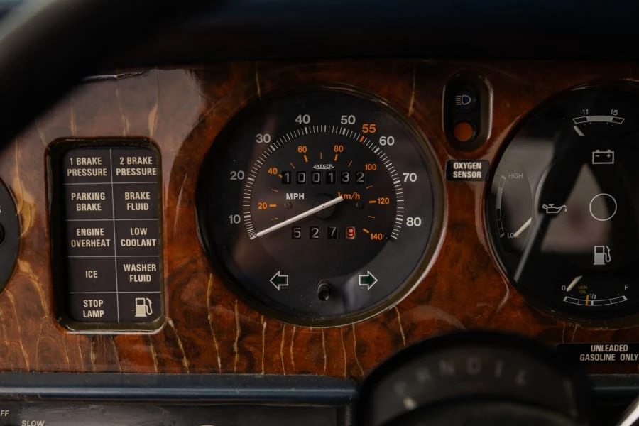 1983 Rolls-Royce Corniche Series I - Image 25 of 31