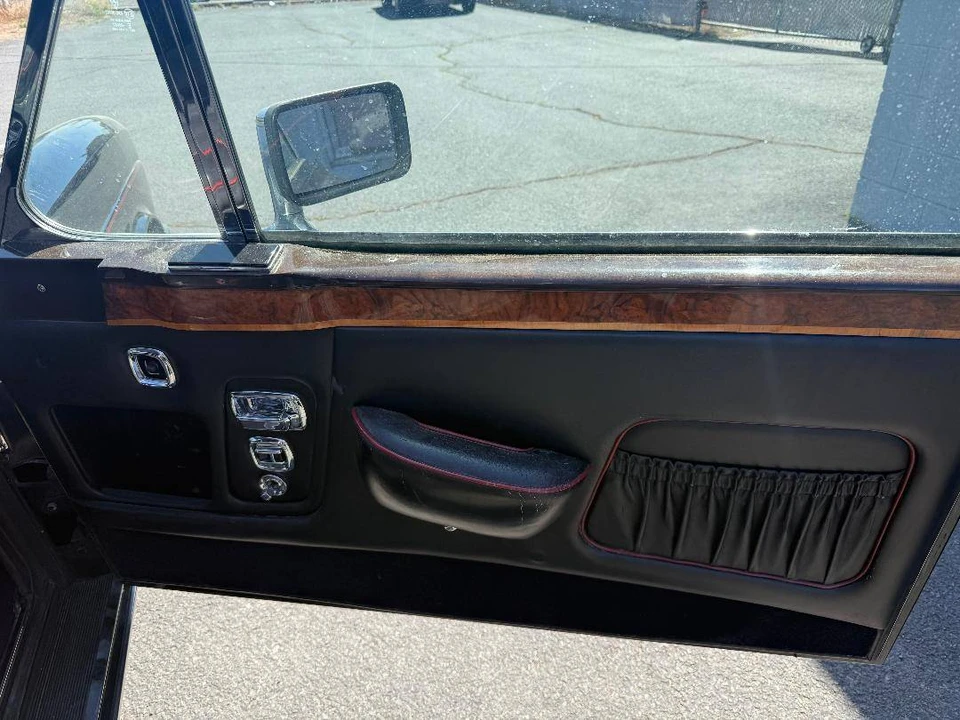 1983 Rolls-Royce Corniche Series I - Image 15 of 24