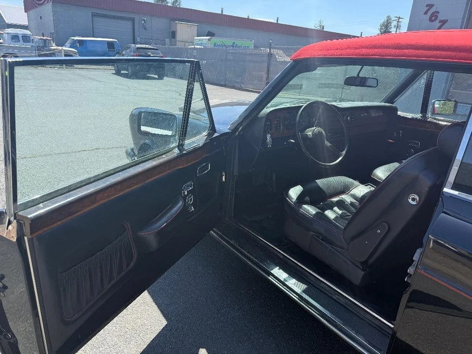 1983 Rolls-Royce Corniche Series I - Image 2 of 24