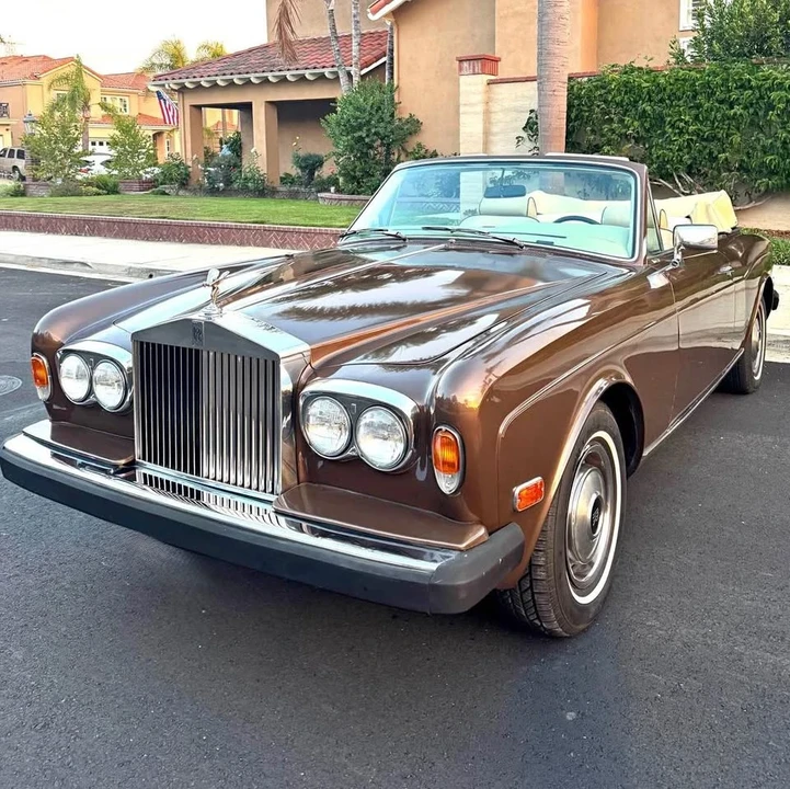 1983 Rolls-Royce Corniche Series I - Image 1 of 18