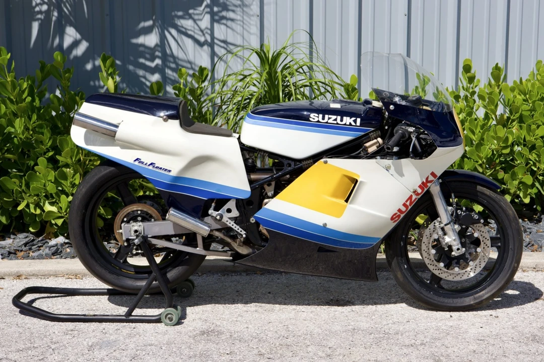 1983 Suzuki RG - Image 3 of 6