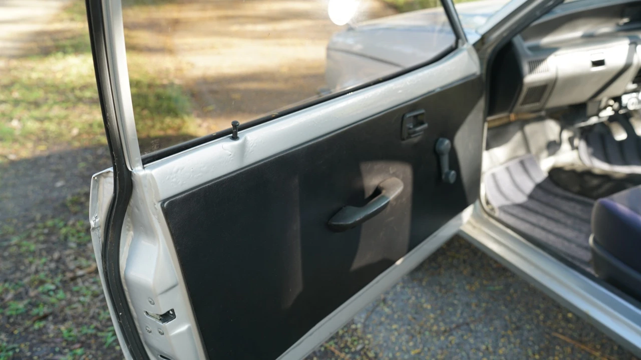 1983 Suzuki Alto 1st Gen - Image 16 of 21