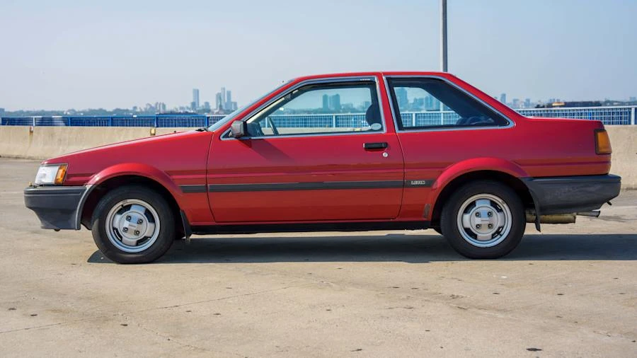 1983 Toyota Corolla AE86 - Image 2 of 15