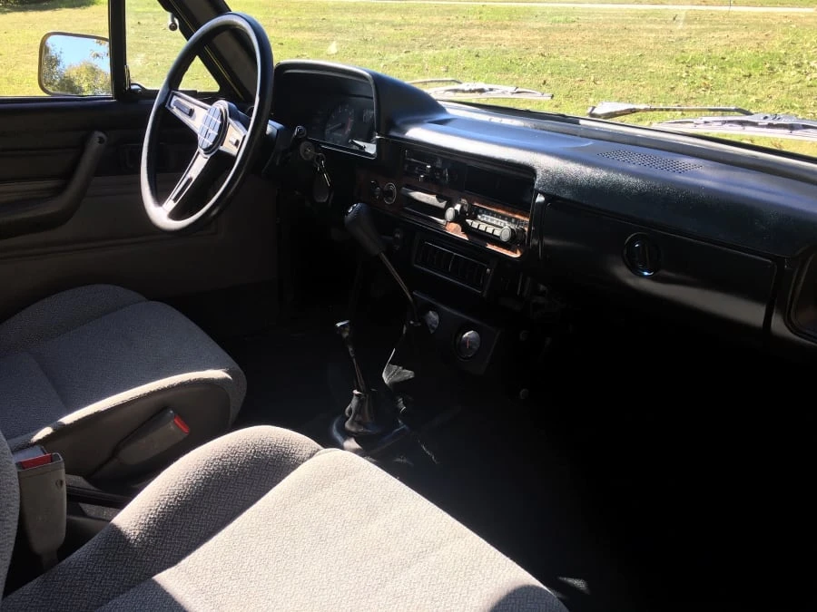 1983 Toyota Dolphin - Image 12 of 14