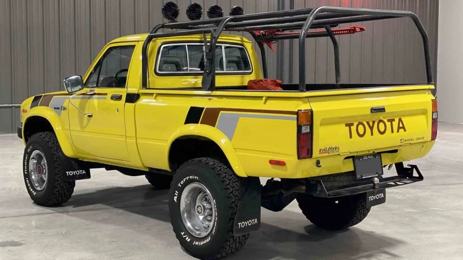 1983 Toyota Dolphin - Image 3 of 27