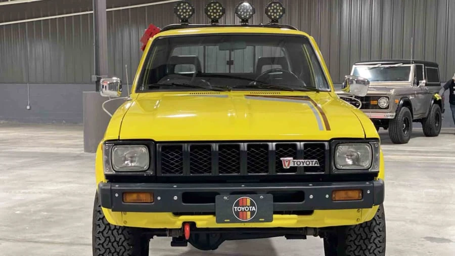 1983 Toyota Dolphin - Image 13 of 27