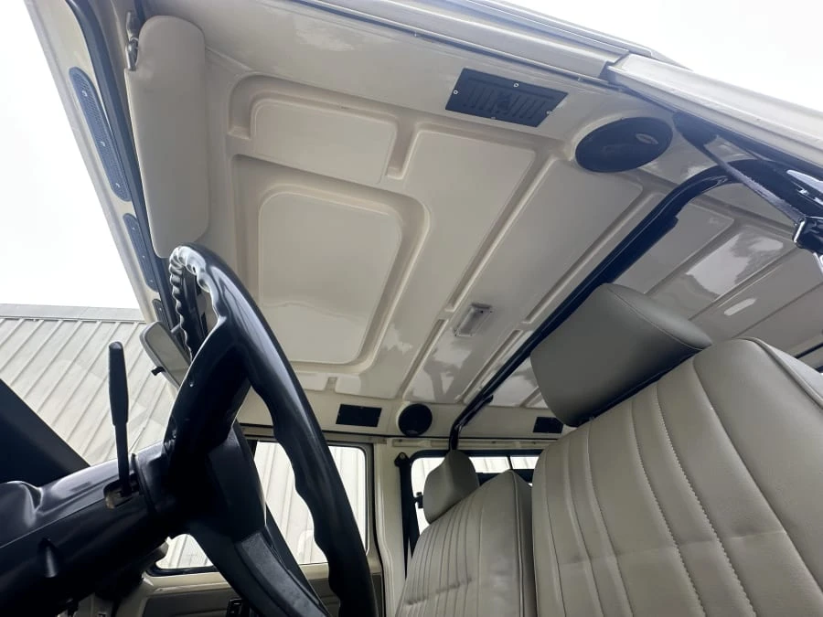 1983 Toyota J40 Land Cruiser - Image 10 of 24