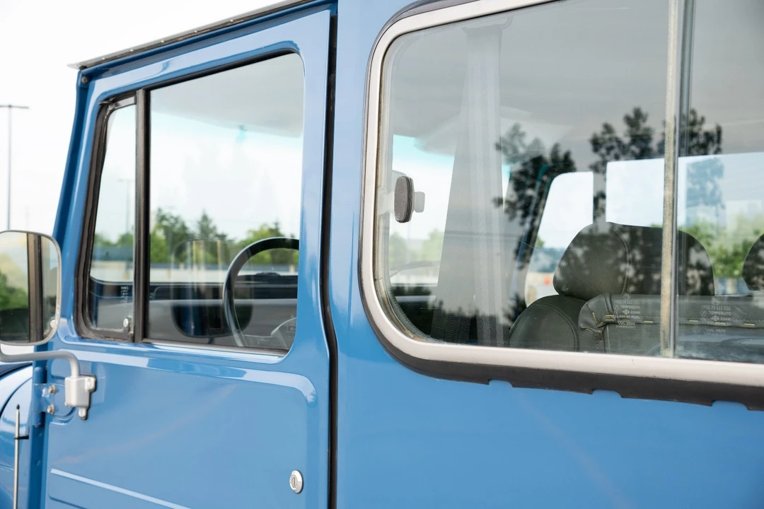 1983 Toyota J60 Land Cruiser - Image 11 of 31
