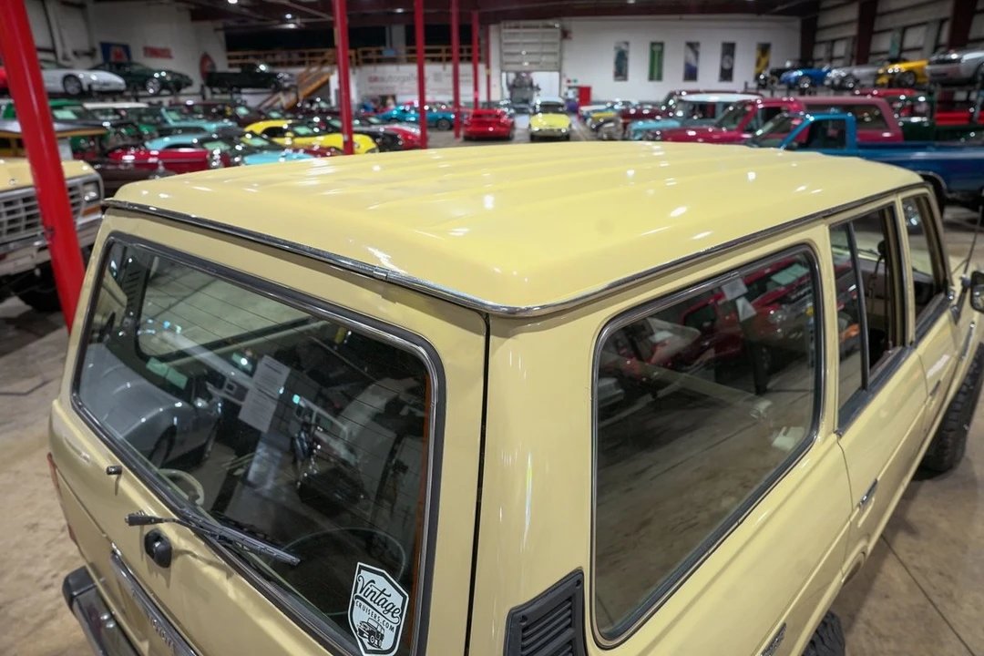 1983 Toyota J60 Land Cruiser - Image 7 of 31