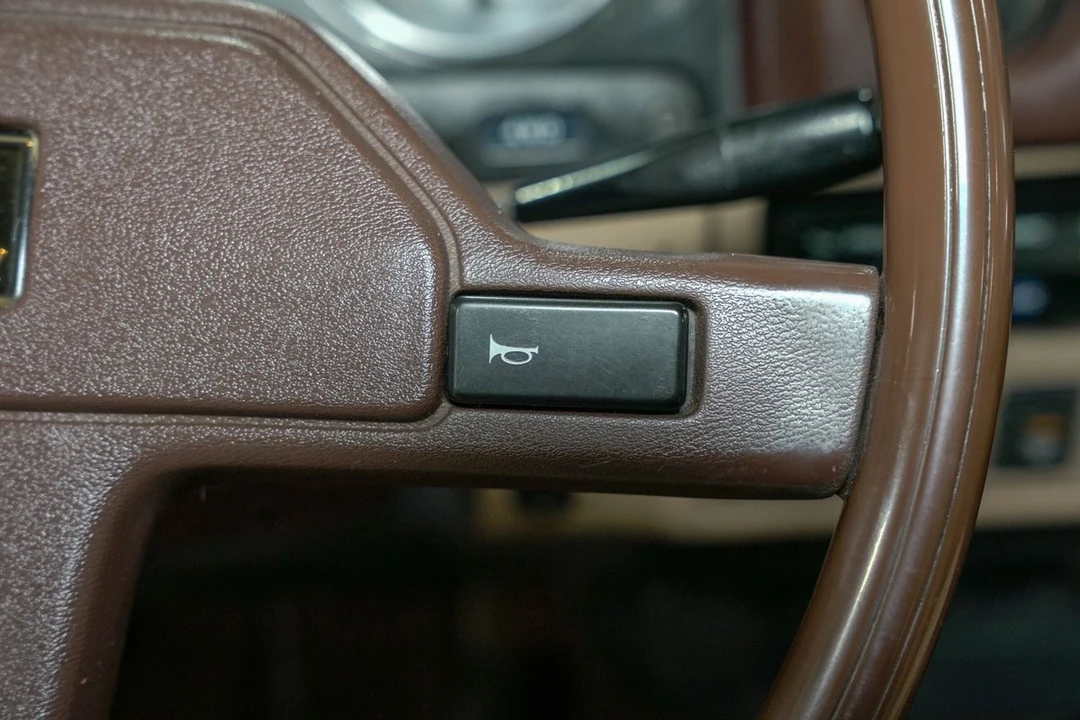 1983 Toyota J60 Land Cruiser - Image 27 of 31