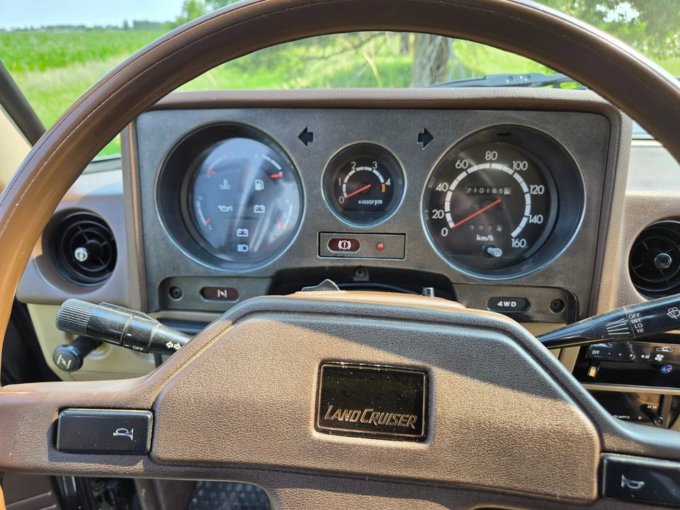 1983 Toyota J60 Land Cruiser - Image 23 of 31