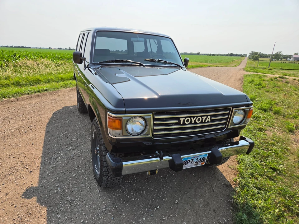 1983 Toyota J60 Land Cruiser - Image 7 of 31