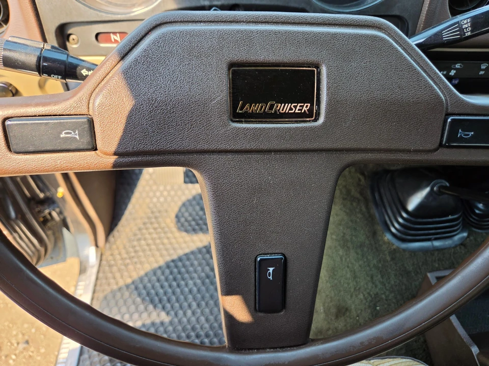 1983 Toyota J60 Land Cruiser - Image 21 of 31