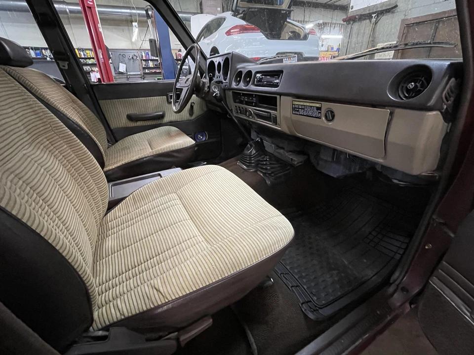 1983 Toyota J60 Land Cruiser - Image 30 of 31