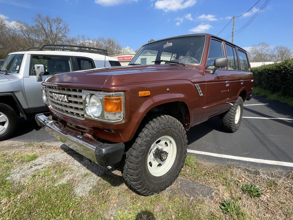 1983 Toyota J60 Land Cruiser - Image 8 of 31