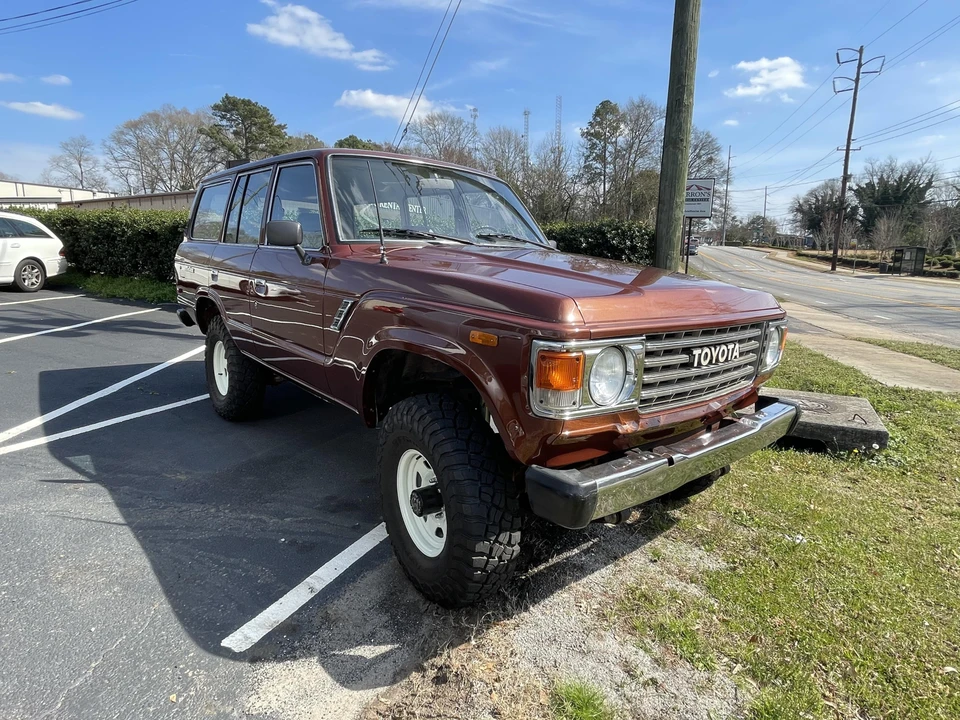 1983 Toyota J60 Land Cruiser - Image 11 of 31
