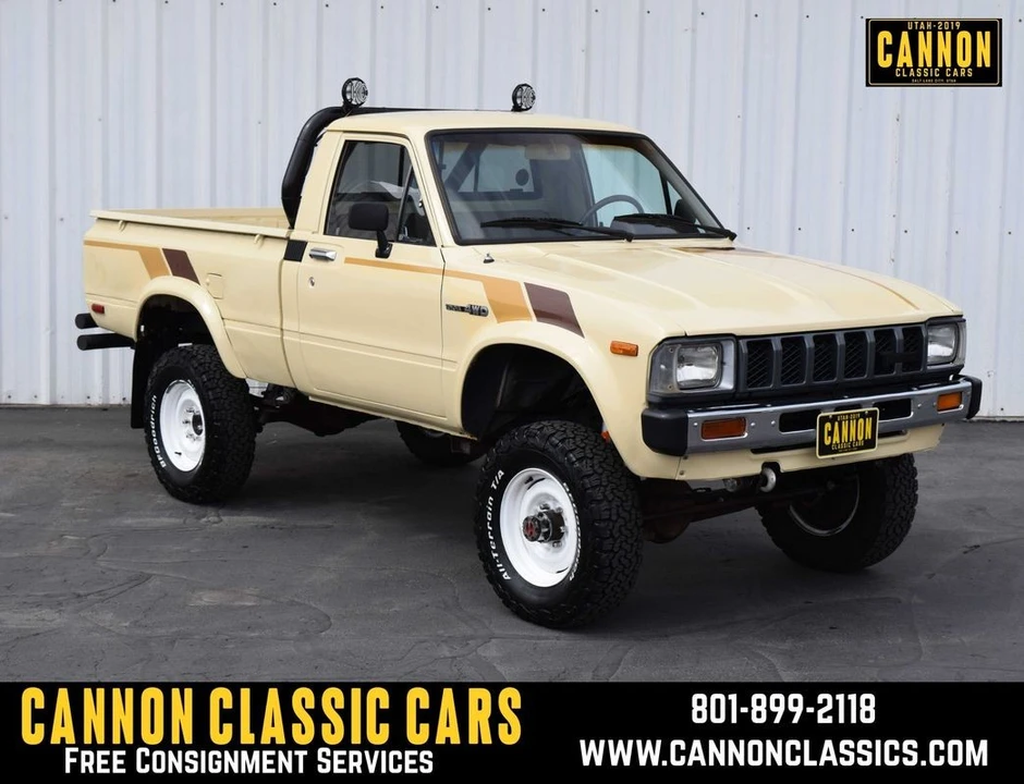 1983 Toyota Trekker - Image 9 of 21