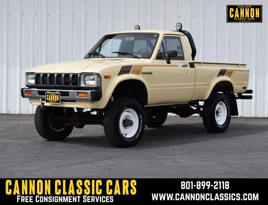 1983 Toyota Trekker - Image 4 of 21
