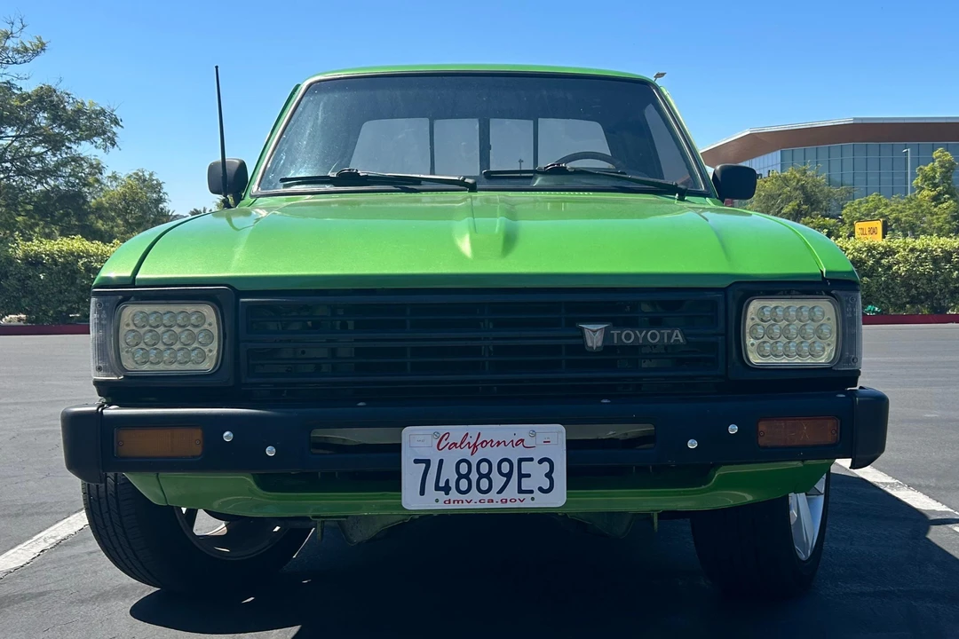 1983 Toyota Hilux 3rd Gen - Image 2 of 31