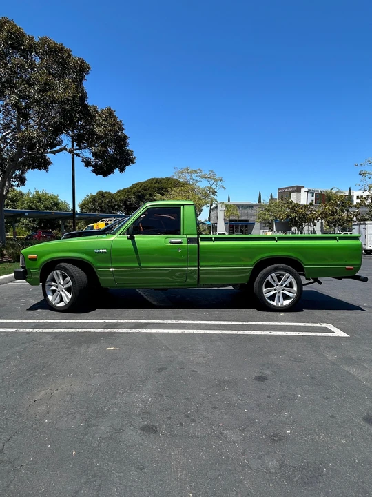 1983 Toyota Hilux 3rd Gen - Image 9 of 31