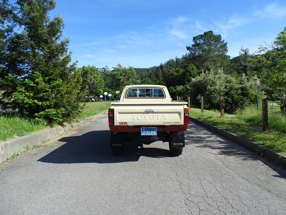 1983 Toyota Hilux 3rd Gen - Image 11 of 31