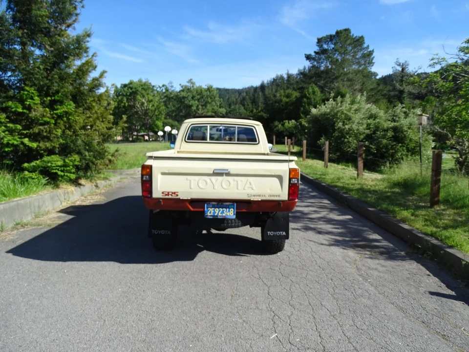 1983 Toyota Hilux 3rd Gen - Image 12 of 31