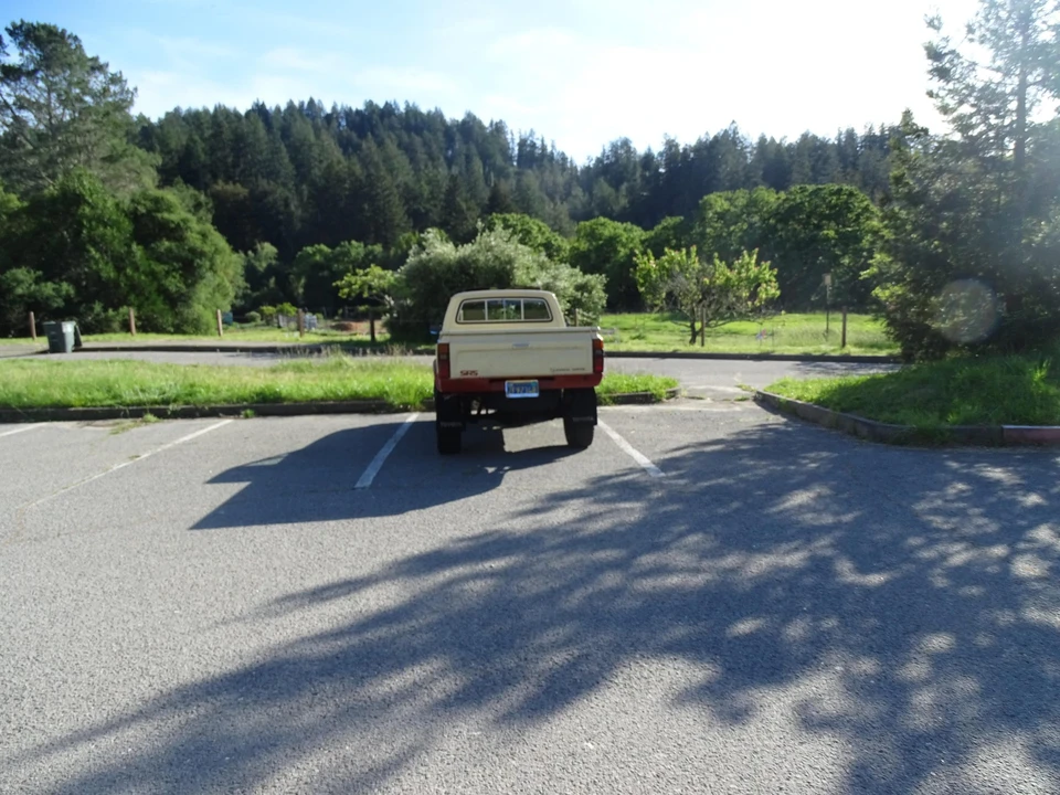 1983 Toyota Hilux 3rd Gen - Image 10 of 31