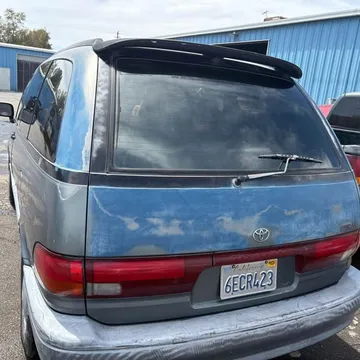 1993 Toyota Previa LE