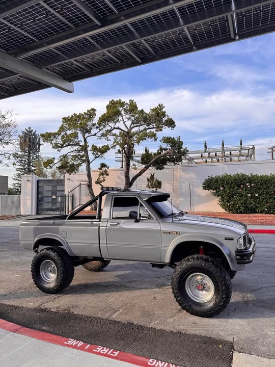 1983 Toyota Dolphin - Image 5 of 19