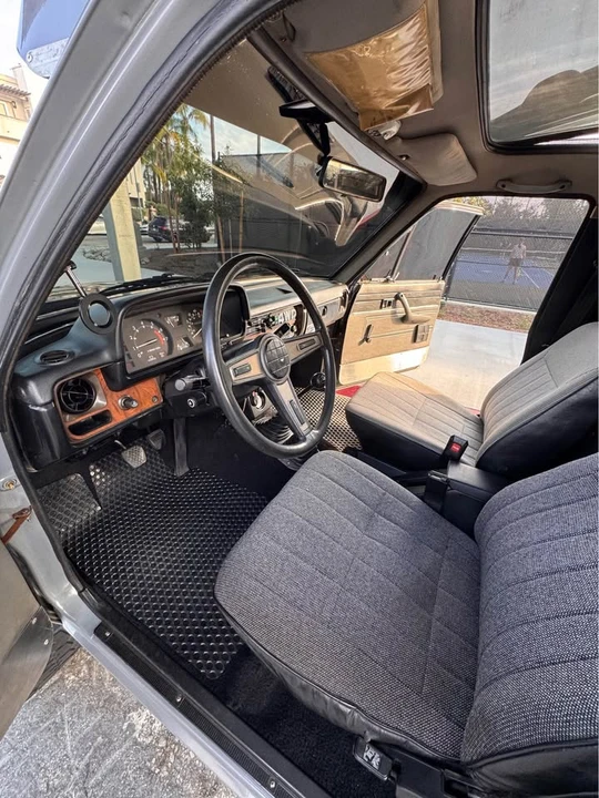 1983 Toyota Dolphin - Image 17 of 19