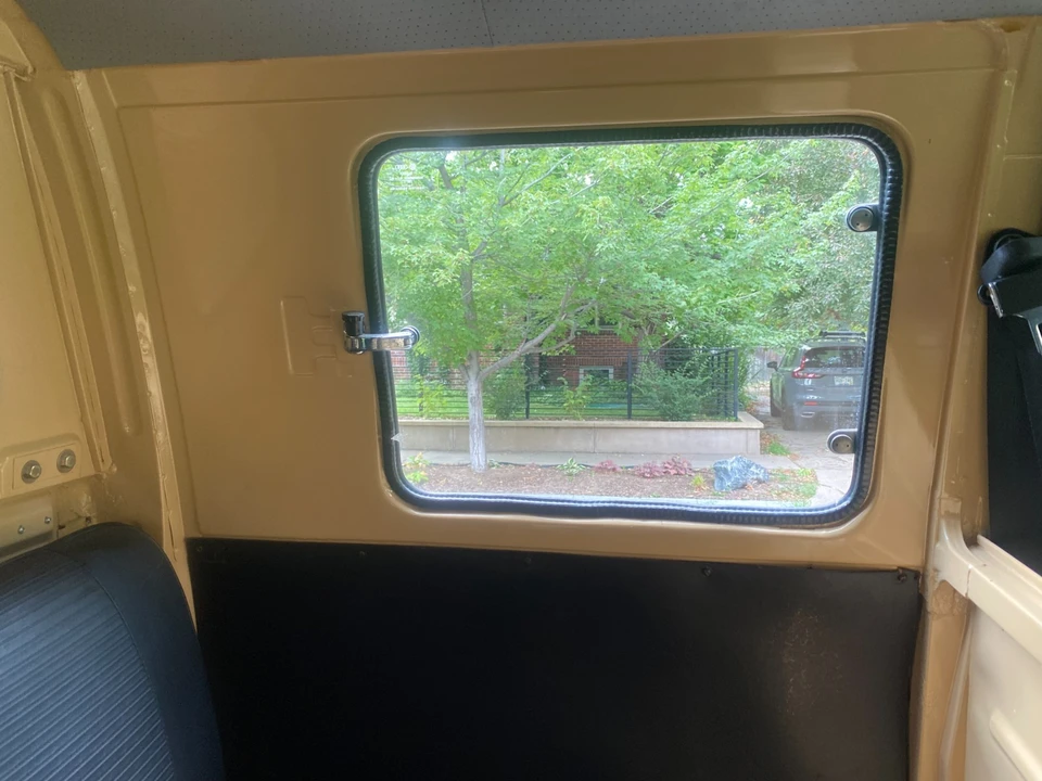 1983 Volkswagen Vanagon - Image 21 of 31