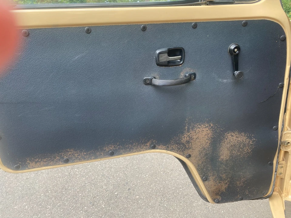 1983 Volkswagen Vanagon - Image 24 of 31