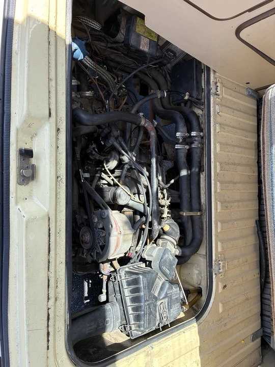 1983 Volkswagen Vanagon - Image 10 of 24