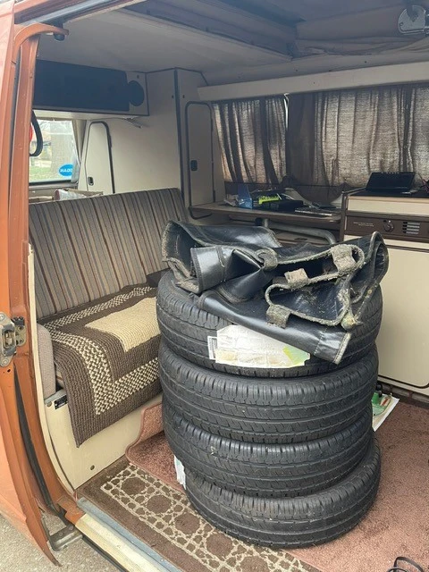 1983 Volkswagen EuroVan - Image 8 of 16
