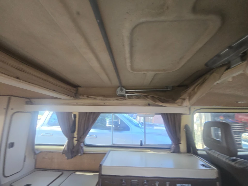 1983 Volkswagen Bay-Window Bus - Image 21 of 21