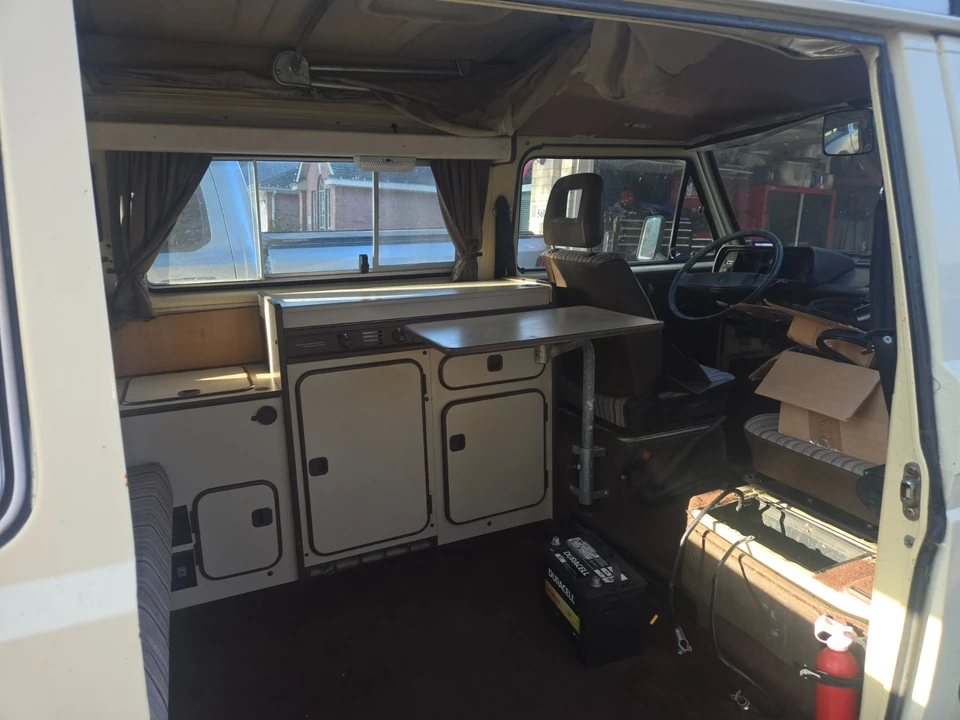 1983 Volkswagen Bay-Window Bus - Image 14 of 21