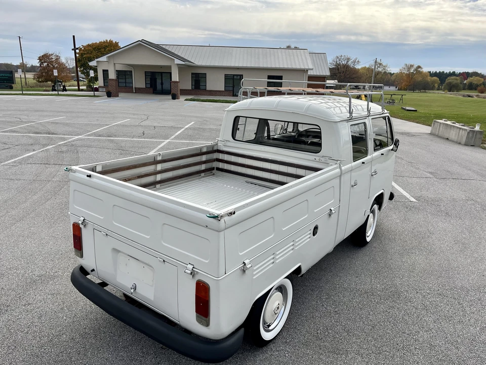 1983 Volkswagen Bay-Window Pickup - Image 19 of 31