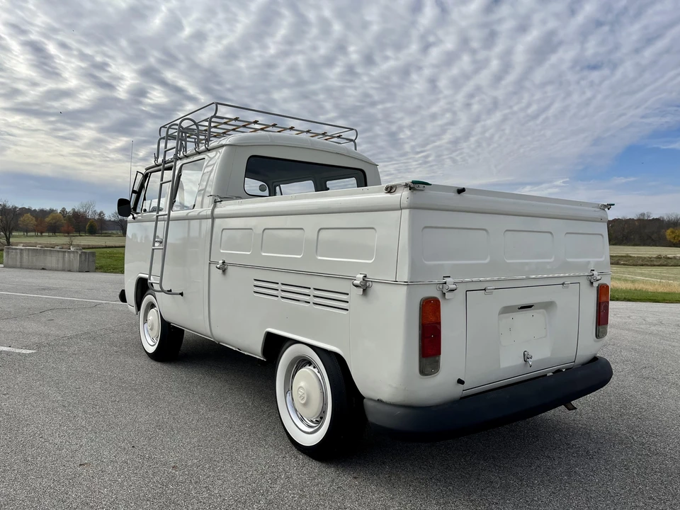 1983 Volkswagen Bay-Window Pickup - Image 16 of 31
